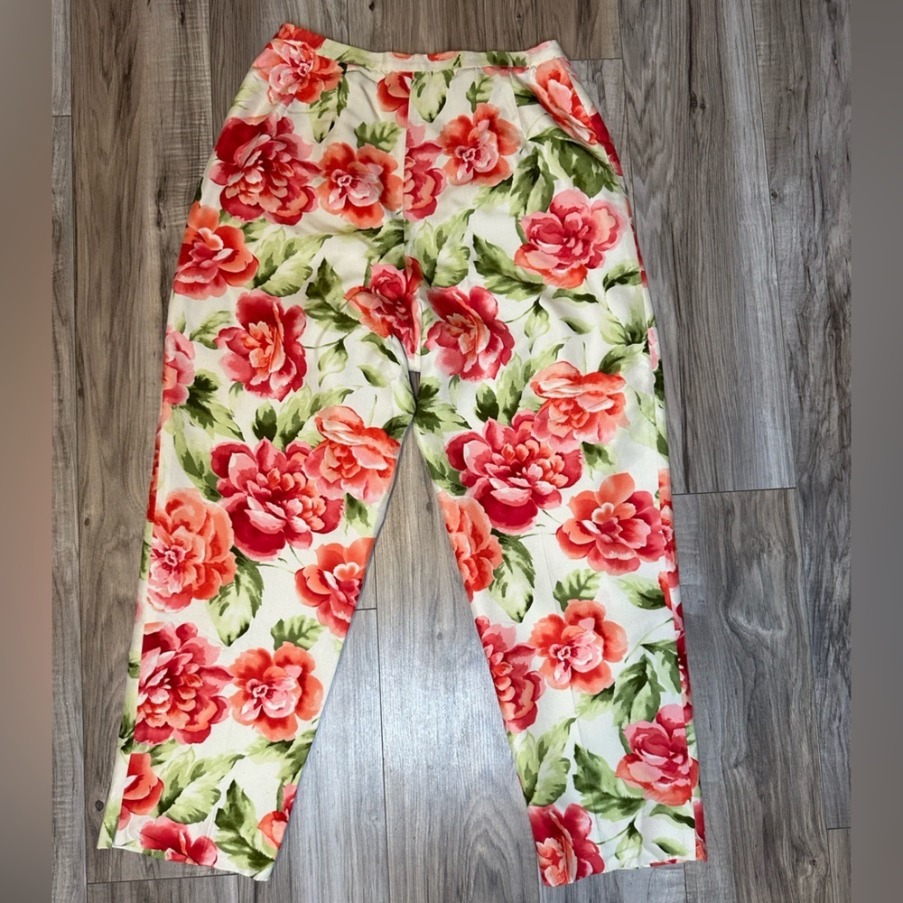 Talbots Petites Vintage Floral Print 100% Silk Slim Ankle Pants Size 8 - Picture 2 of 4